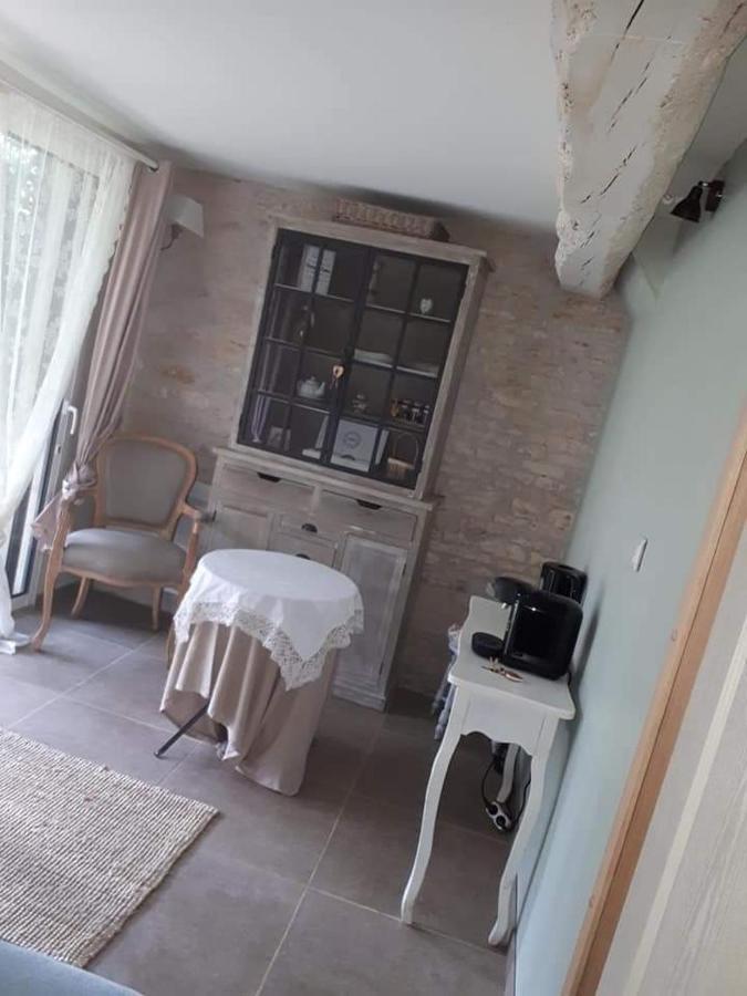 Chez Gladys Et Ses Enfants Hotel Lain Ngoại thất bức ảnh