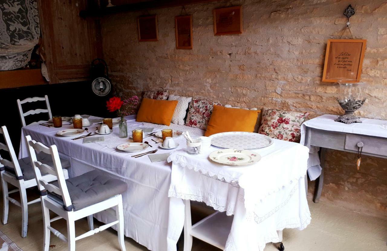 Chez Gladys Et Ses Enfants Hotel Lain Ngoại thất bức ảnh